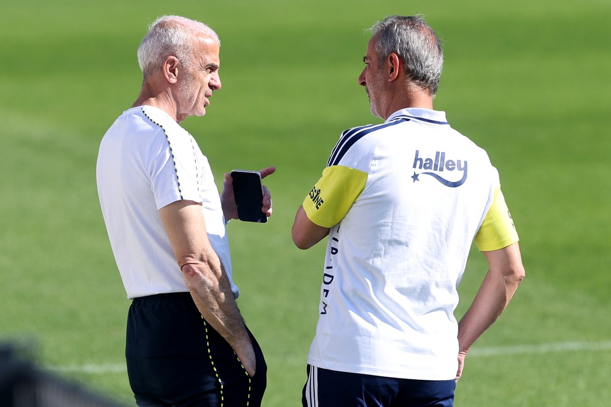 fanatikcomtr's tweet photo. 🟡🔵 Fenerbahçe, yeni sezona hazırlanıyor. 

📸 @smtyalcinphoto https://t.co/Fw5ztN5wnh