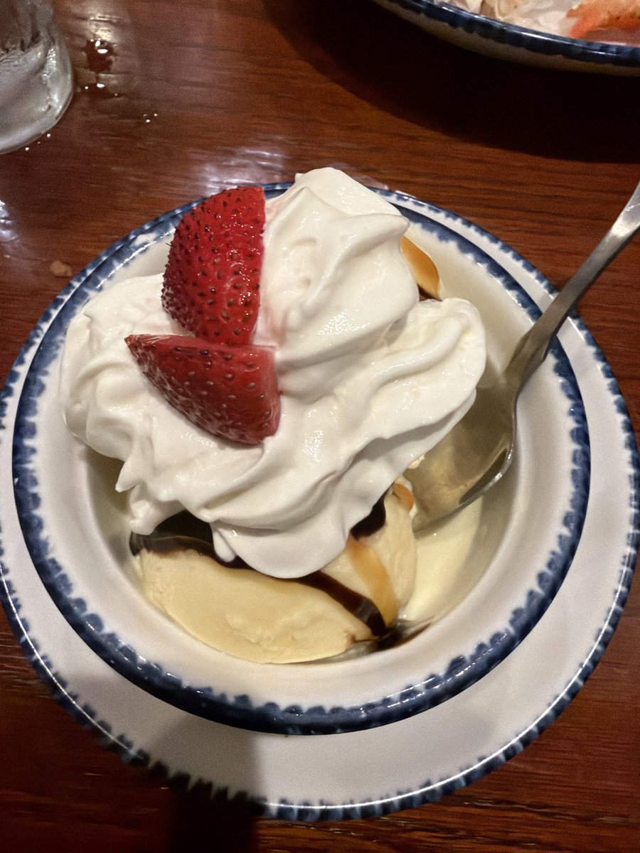 NGezowa's tweet photo. They have Red Lobster in Canada 🥹🥹 https://t.co/SEtld1I58L