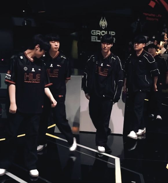 gumayusinism's tweet photo. From 10th place to MSI Champions 🏆

I'm so proud of you, HLE! 🧡 https://t.co/OH6RClVC9d