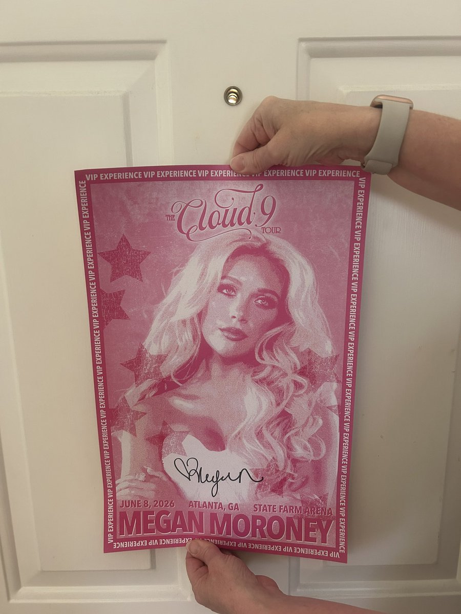 br00ke27's tweet photo. i just have to say @moroneyhq is the best team EVERRRR. our atlanta night 1 posters had atlanta spelled wrong and they sent us new ones spelled correctly🥹🥹🥹megan and her team are so amazing and i'm so so so grateful 😭 https://t.co/zBkkNBl5IR