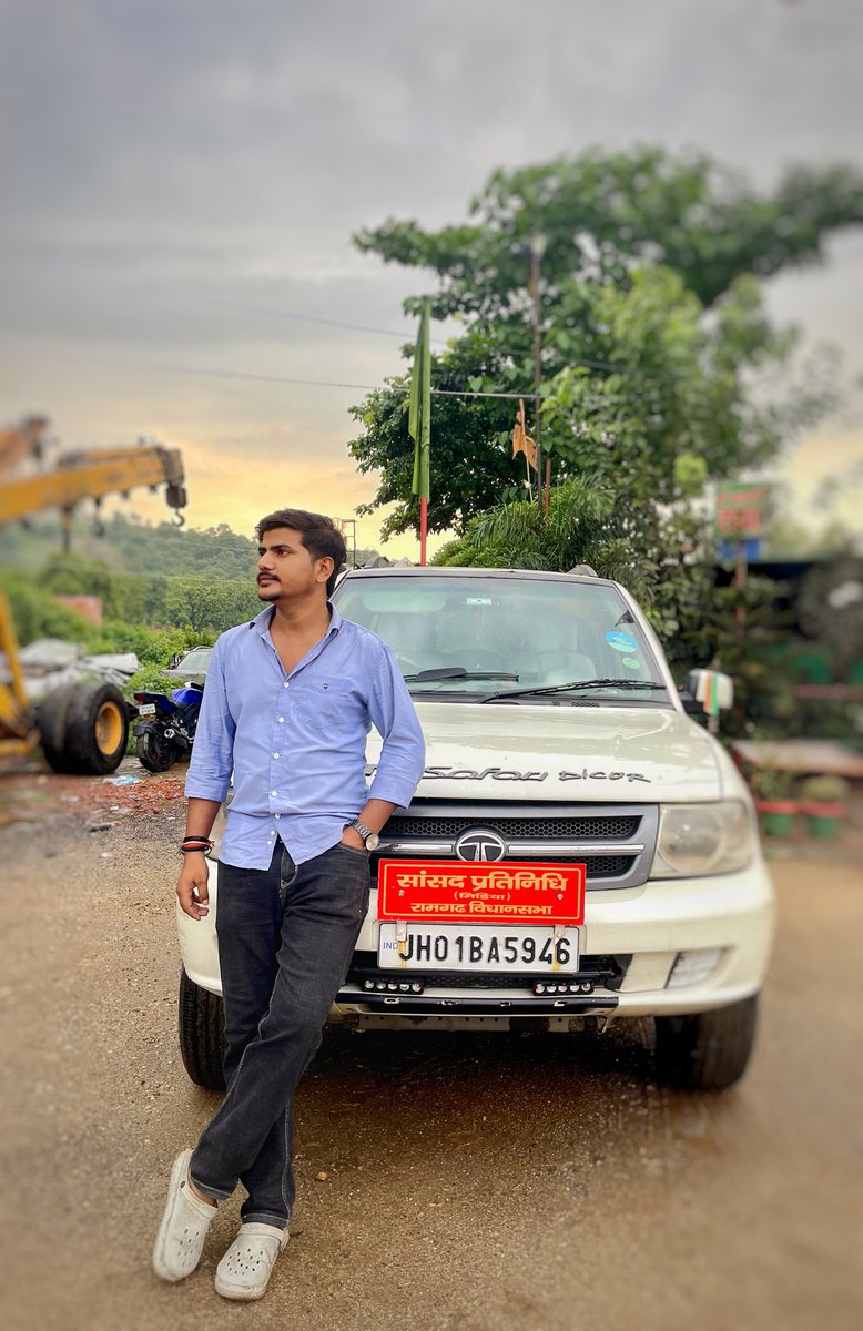 ajayyanmol's tweet photo. जो आपको तर्क, बुद्धि और ज्ञान से नहीं हरा सकता,
वो आपको चरित्र, जाति, धर्म, नस्ल के आधार पर बदनाम करता है।

ऐसे परजीवी दुश्मनों की निश्चित हार "काल के चक्र" में निहित होती है। जय हिंद ❤️

@dspkishor सर आपके विचार सच में प्रेरित करते हैं।🙏🏻 https://t.co/6DF8UPKPYl