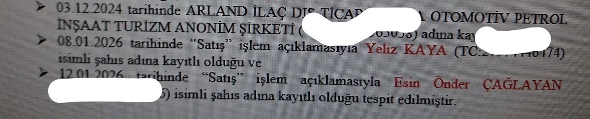 doganburak29's tweet photo. SON DAKİKA!
Haluk Levent’in bir gayrimenkul alımı için 15 Ocak tarihli 250 bin Dolar, 15 Şubat tarihli 1 milyon 250 bin Dolar ve 30 Mart tarihli 1 milyon 250 bin Dolar olmak üzere toplam 3 senet verdiği; 

senetlerde Haluk Levent “Borçlu” gözükürken Ahbap Derneği’nin “Gayrikabili rücu” (iptal edilemez şekilde) “Kefil” olduğunun kayıtlı olduğu, 

Arland adına kayıtlı gayrimenkulün Haluk Levent’in asistanı Y.K adına alındığı, 4 gün sonra aklamak suretiyle E.Ö.Ç.’ye devredildiği tespit edildi