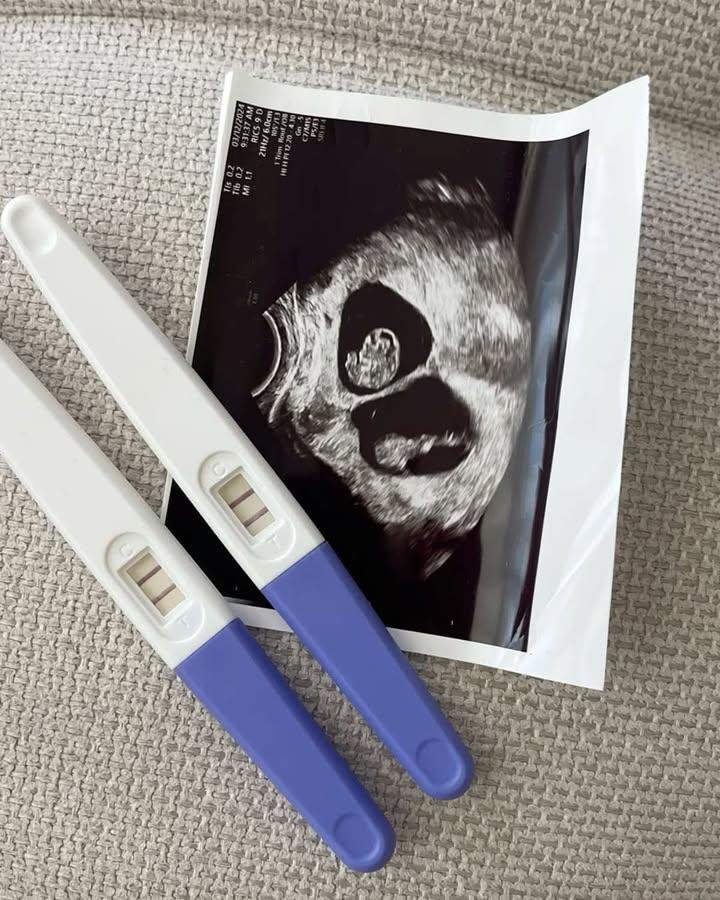 strength_km's tweet photo. J'ai eu mes premiers jumeaux à 39 ans, et j'ai récemment accueilli mon troisième bébé à 45 ans. Si votre âge vous inquiète, laissez-moi vous rappeler qu'il n'est pas toujours trop tard ! 🩷🩵 https://t.co/Dauzq6dPTy