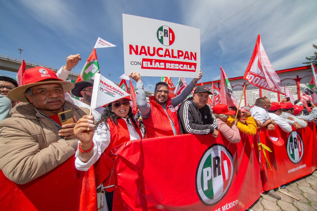 EliasRescalaJ's tweet photo. Hoy nuestra presidenta @CristinaRuiz_S nos tomó propuesta como #DefensoresDelEstadoDeMéxico, un cargo que asumimos con el compromiso de escuchar a las y los mexiquenses, atender sus necesidades, arropar sus causas y dar resultados.
¡Las y los priistas de los 125 municipios estamos listos! 🟢⚪️🔴

#Defensores #Edoméx #ElíasContigo #PRIEdoméx