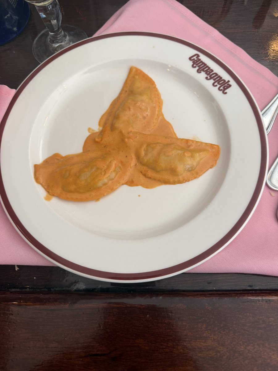 JonRothstein's tweet photo. Eat Like A Champion Today.

Campagnola. 74th and 1st.

*Lobster Ravioli
*Gnocchi with Pesto
*Fettucine with Porcini Mushrooms
*NY Strip

#OTC https://t.co/EBFYrGWLQw