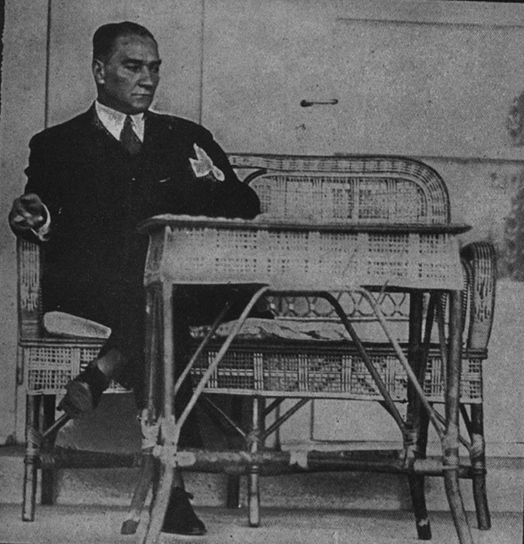 kronikkdokuman's tweet photo. Reisicumhur Gazi Paşa Hz. (12 Temmuz 1929) https://t.co/VwkUelYtS8
