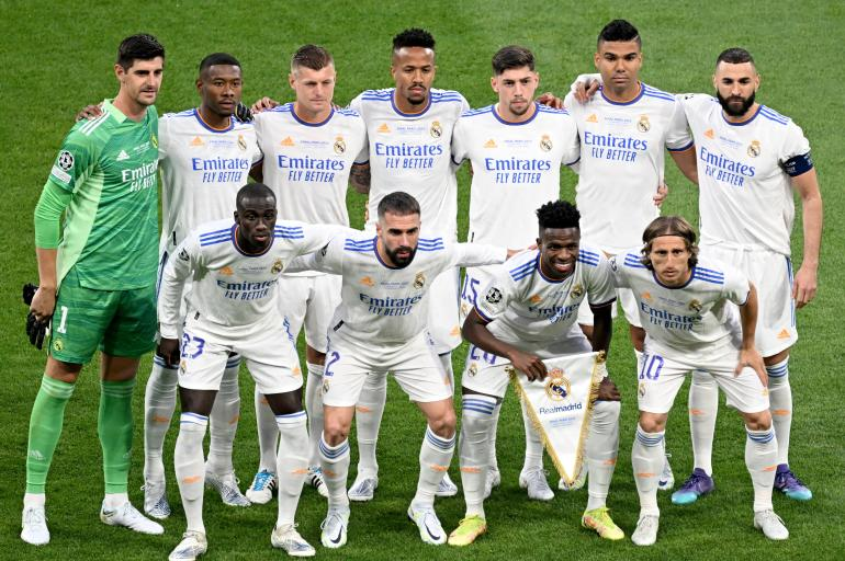 frdznico's tweet photo. Siempre vi algo lejano el culo madridista, algo místico que está más allá del ser humano. Actualmente nos encontramos acá: https://t.co/ApQH19niKS