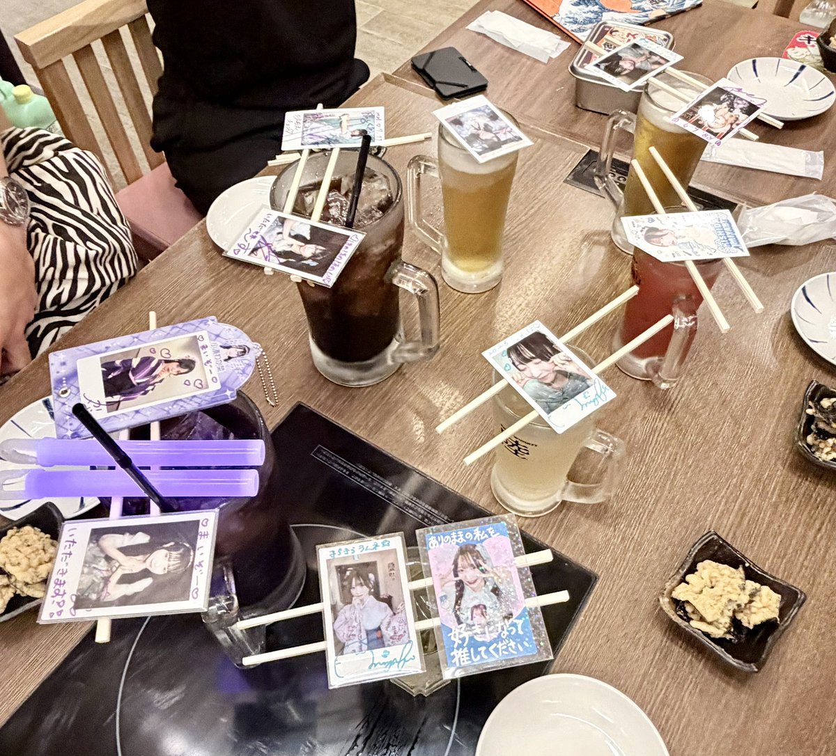 ramune_subekimi's tweet photo. おはラムネ🫧

昨日は、めもりあ会でした🍻
めもりあに囲まれた楽しい会を企画していただきありがとうございました✨

p.s.みやんはちゃんとコンタクト外して寝たのかな…？気になります笑

#すべての瞬間は君だった。 
#岸田雅 (＠kishida_miyabi )
#みやびにむちゅー https://t.co/LlrtgEGvLI