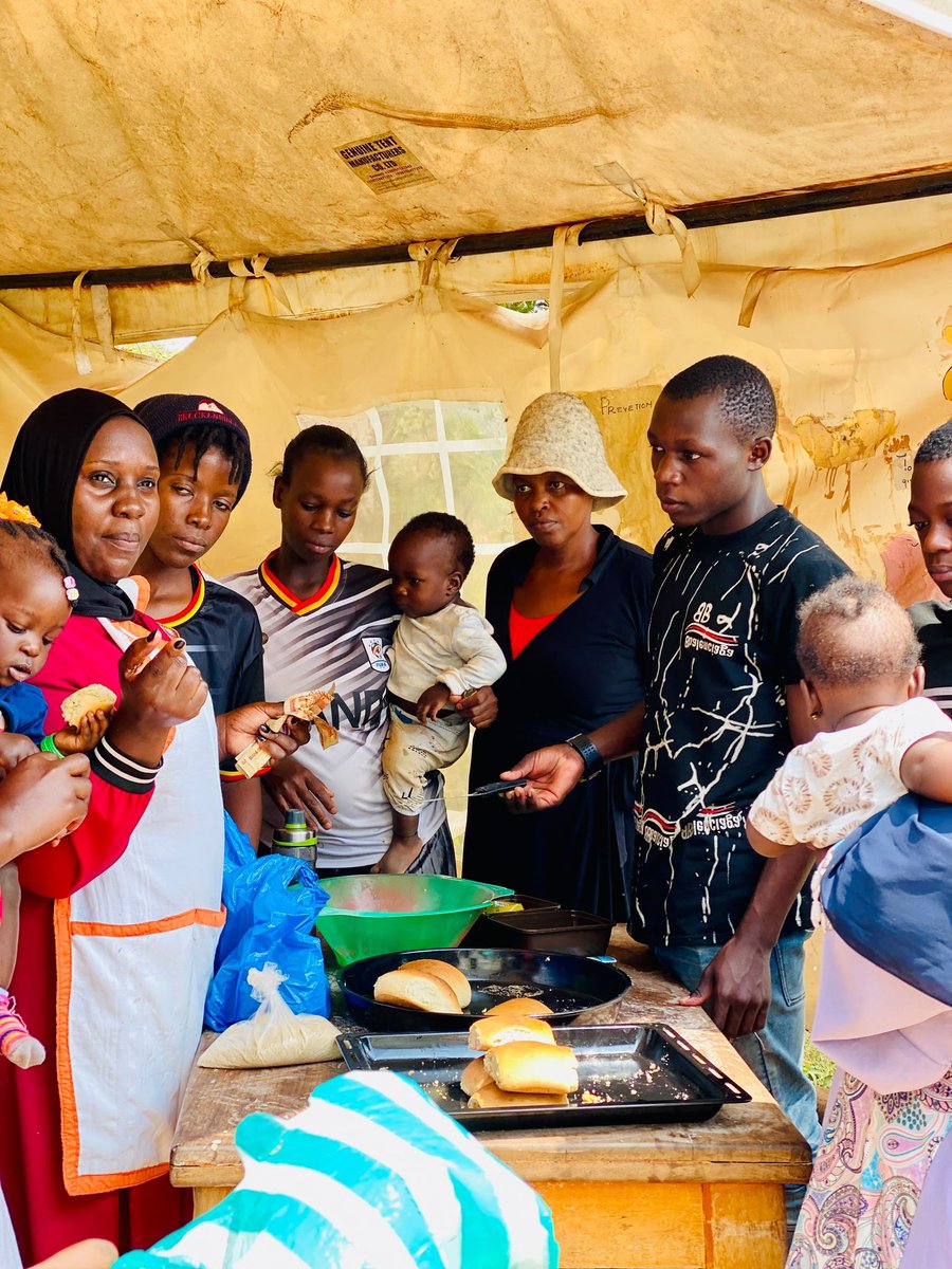 KampalaYec's tweet photo. 📣We are still raging on swiftly with our Vocational Skills classes for Adolescent Girls and Young Women.
On Friday, we had our artisans do the hair dressing and baking practicums and we cannot stop admiring the progress.
Kudos @youthpluskitebi & @WezeshaImpact_
#YouthCan https://t.co/dcJkkVvQK6