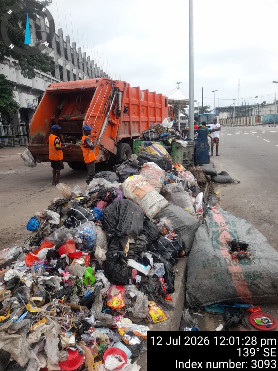lawmaops's tweet photo. [8:01PM] #LagosCleanup #LAWMACares #RouteClearance #StreetSanitation #LAWMAOps

Before cleanup at TBS, Onikan, Lagos. LAWMA teams identified accumulated waste at the location ahead of evacuation as part of ongoing efforts to improve environmental sanitation and maintain cleaner public spaces across Lagos.

@Lawma_gov @LawmaCares
@followlasg
@jidesanwoolu
@drobafemihamzat
@tokunbo_wahab
@muyiwag
@LASGMOE