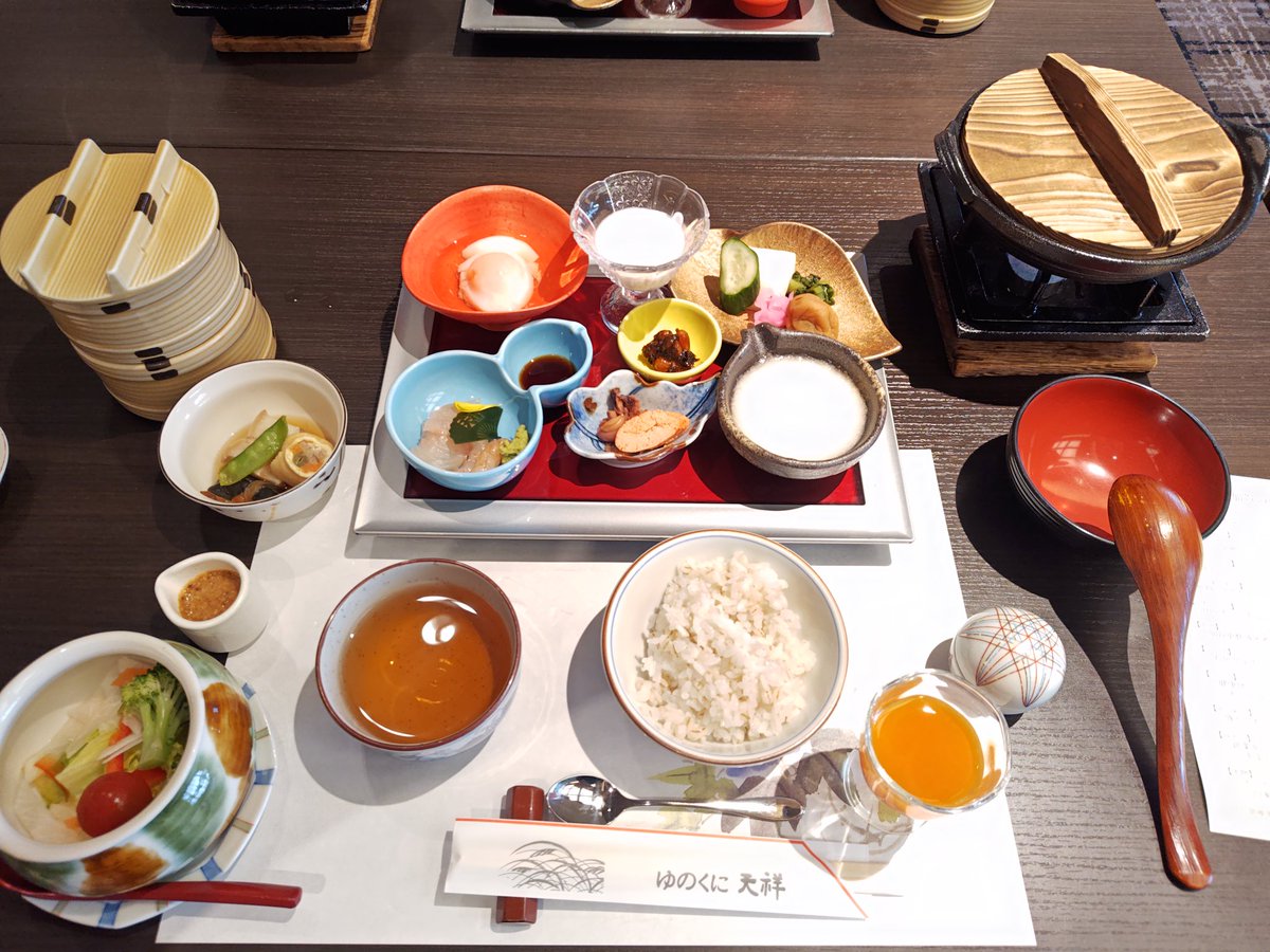 falcon8783's tweet photo. 母への親孝行兼ねて？土日に加賀山代温泉に行ってきました✨食事もお風呂もサービスも最高でした。

#加賀山代温泉
#ゆのくに天祥 https://t.co/lMqvNjP055