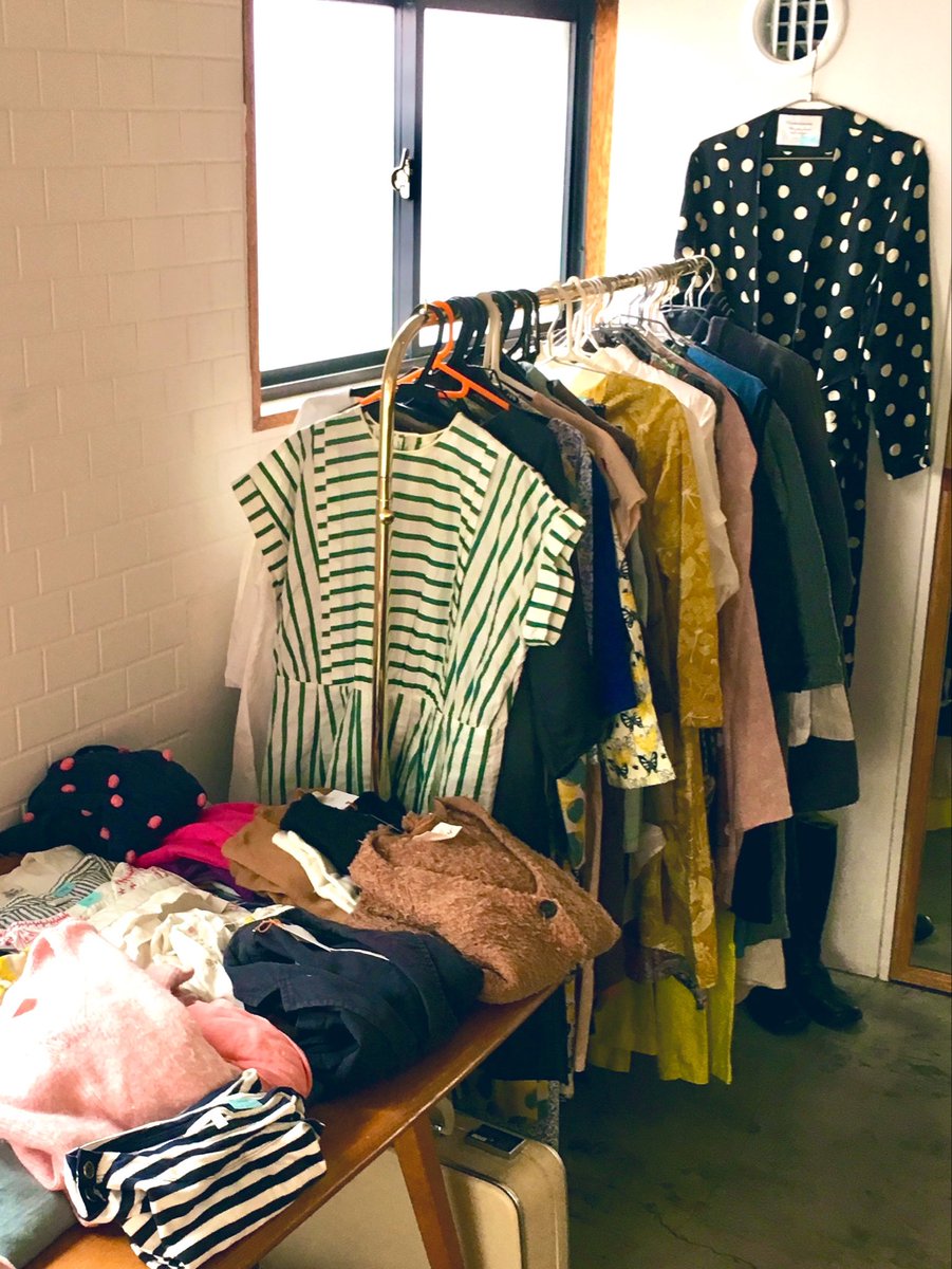 saa_aya's tweet photo. 今度の土曜日18日は西荻HATOBA のフリマに参加します！　10人の愛用品を放出。お宝を探しに来てください。
浅生ハルミン、犬ん子、甲斐みのり、北島彩、栗林和夫、杉浦さやか、チャンキー松本、戸木田直美、細川葉子、芳野
HATOBA @hatoba_gallery
東京都西荻北5-7-19  SUTOA 2F
⚠️お支払いは現金のみ https://t.co/4vLtk9zxYn