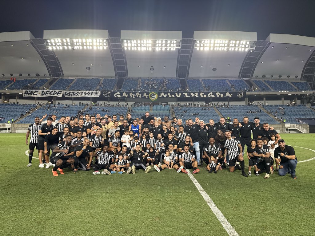 ABCFC's tweet photo. QUE VENHA A PRÓXIMA FASE! AQUI É ABC FUTEBOL CLUBE!!! ⚫️⚪️

#ABCFC https://t.co/alH5fbh2Xf