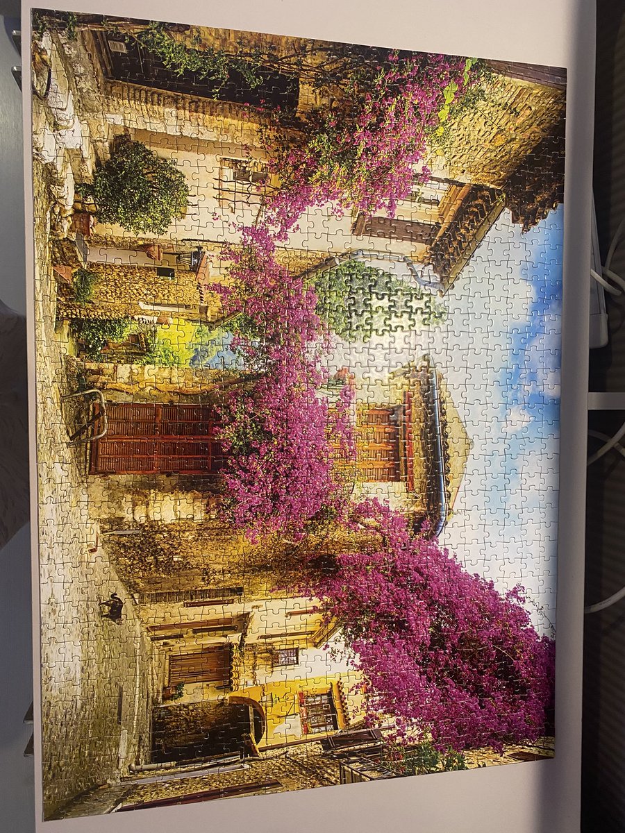 rabiaglltp65's tweet photo. Binlik puzzle 5 günde bitirdim bi tebrik alabilir miyim lütfennnn https://t.co/NdFzd7PtyM