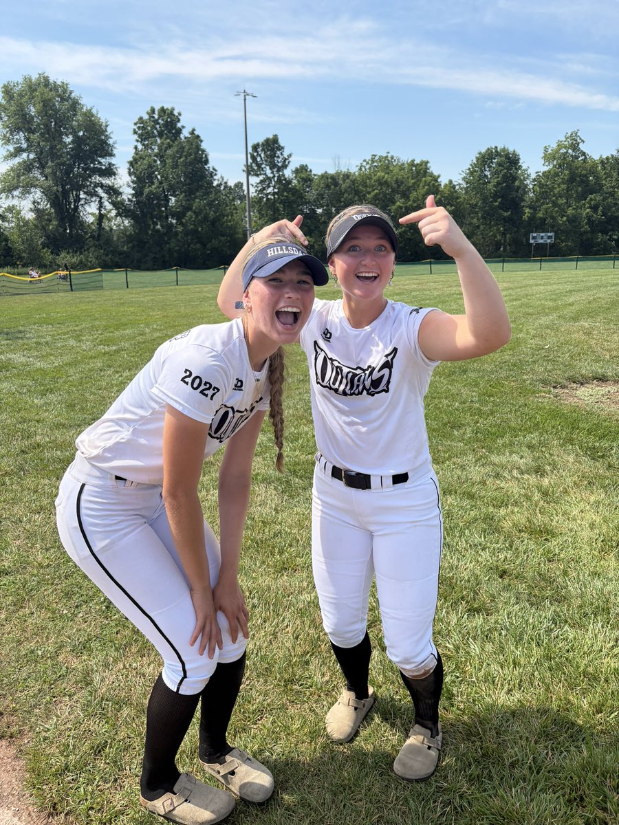 AEPremierPope18's tweet photo. It has been one of the best seasons with the best families and athletes! 4-1 at a rain bogged Stingrays! MASSIVE Thank You to the Hillard City Crews and Stingrays Families for ALWAYS being a cut above the rest! All this rain…still played Sunday💙🤯 @SelectShowcase Thanks Mark! https://t.co/78nEIlD7XV