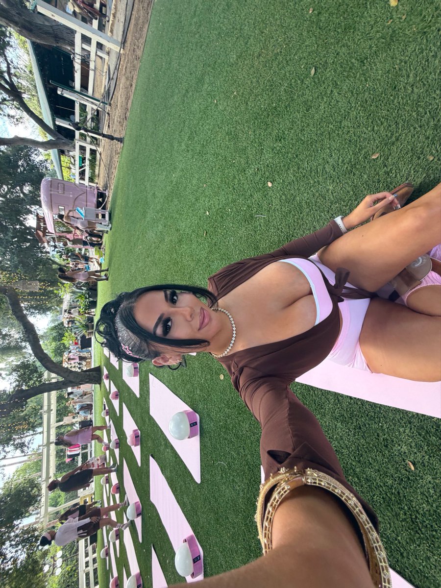 jendizzle_'s tweet photo. ✨🐴💞 https://t.co/bwXJgV9wqv