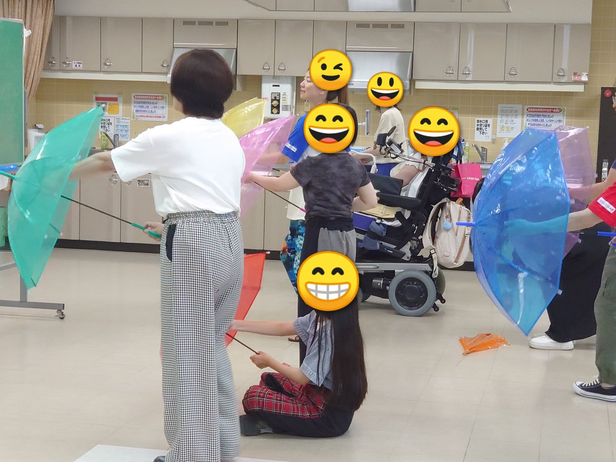 myskobe201510's tweet photo. ❤️練習中　その1🩵
8月1日神戸市西区文化センター　
✴️ユース西　夏まつり✴️で披露する、手話パフォーマンスの練習風景です。
8月1日皆様のご来場お待ちしております🙇
♦️手話パフォーマンス一緒にやろうという方、当NPOにご連絡下さい。お待ちしております🙇
#神戸市西区　
#手話パフォーマンス https://t.co/O8FMU5BjDM
