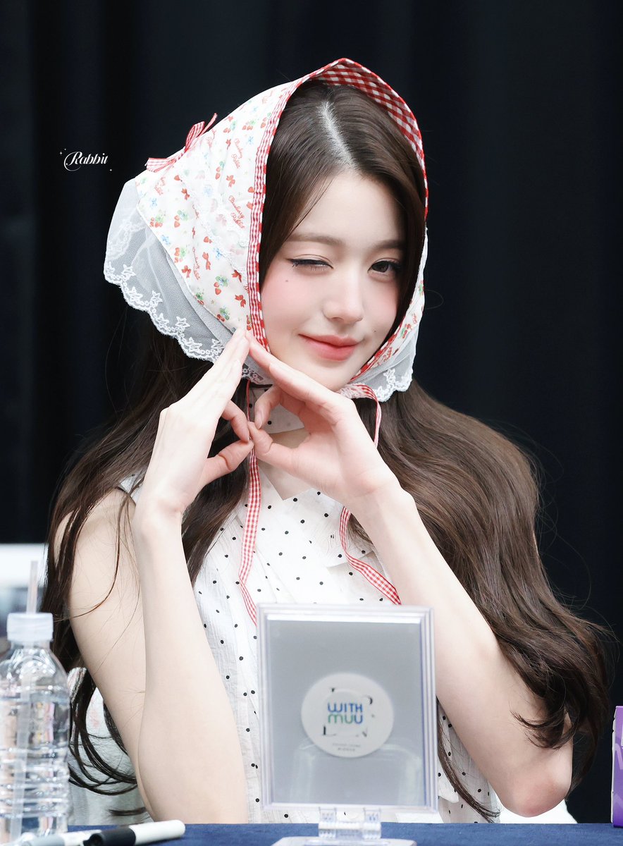 cherrycherry384's tweet photo. 260712 🐰🧸

#IVE #아이브 #원영 #ジャンウォニョン
#ウォニョン #장원영 #ウォニョン https://t.co/zoYtUQOtGF