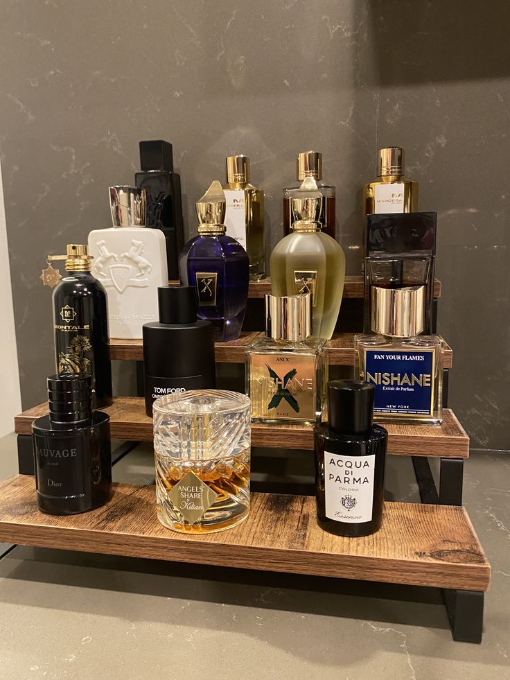 Dea_rMen's tweet photo. These are the essentials every man should own. https://t.co/qalwAdISLi