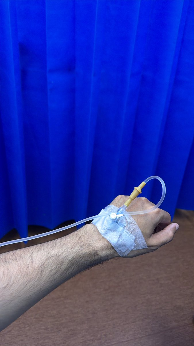 xtootix's tweet photo. دعواتكم لي بالشفاء العاجل لي 3 ايام منوم 😭 https://t.co/IwbU8uvZmx