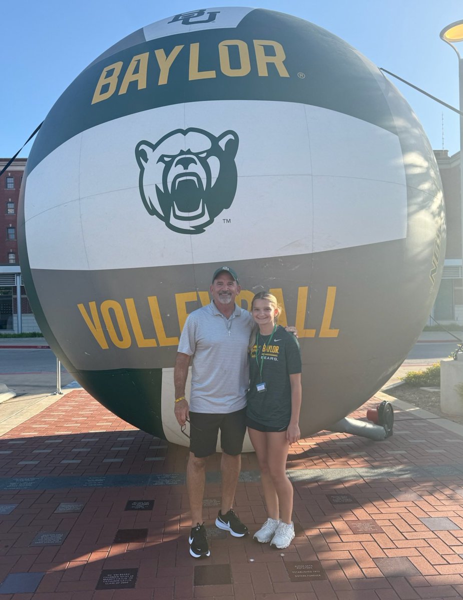 goforth_jack's tweet photo. Jacey Goforth at Baylor Volleyball camp. Sic'em Spirit Award. https://t.co/3Whl7U4abw