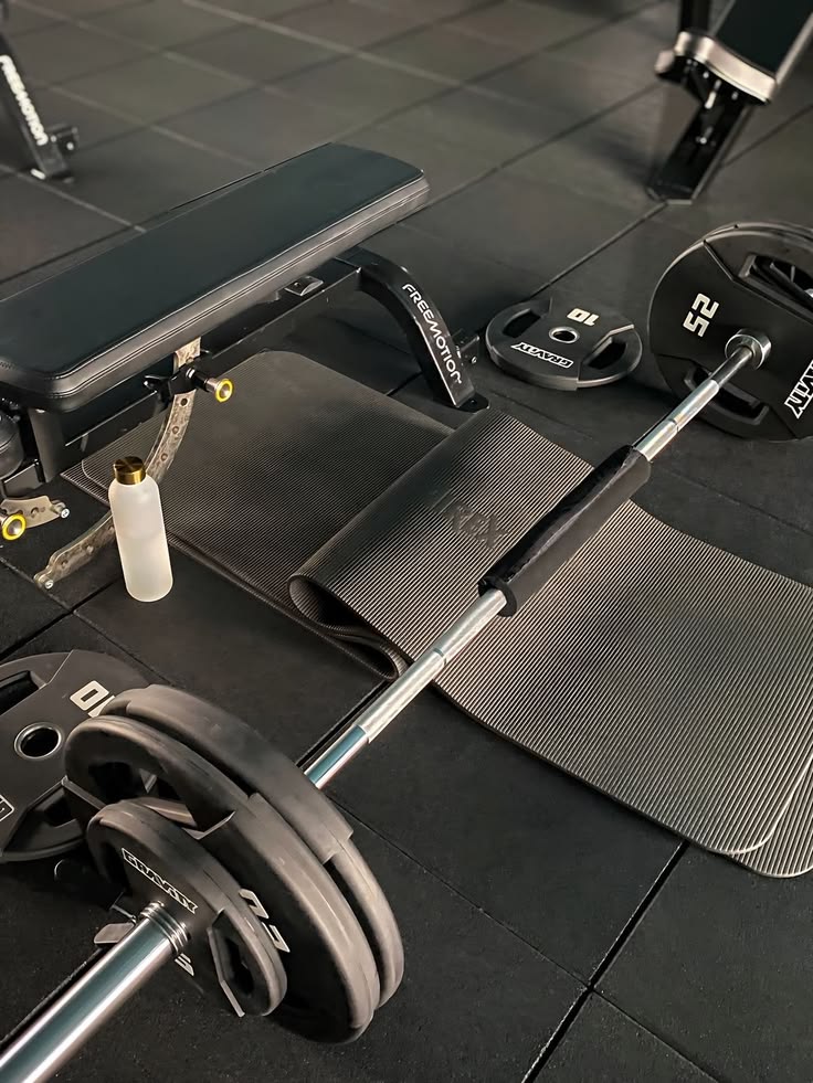 Dea_rMen's tweet photo. The gym builds muscles. Discipline builds men. 🗿 https://t.co/g1bzNnzLLD