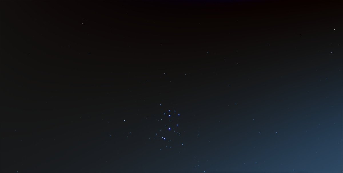 EliVance17's tweet photo. Pleiades https://t.co/cFQjtJmTT6