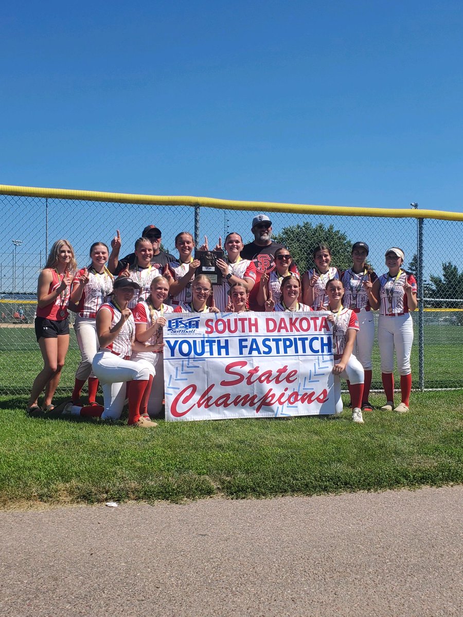 AhryanaD2027's tweet photo. So here is the breakdown. We lost 2 close games right at the end of pool play and were moved from A to the silver bracket. Instead of falling apart we came together and won all our bracket games and the silver championship! @Zoeybathke_10 with the big homerun in the championship! https://t.co/y0Oym1ALF5