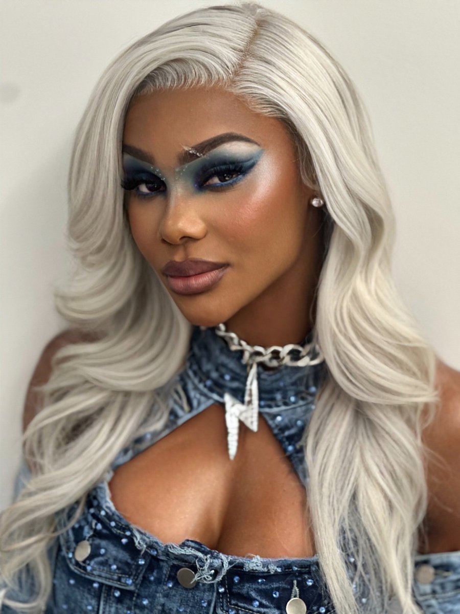 InfamousWasAGod's tweet photo. Sunday. Still that woman and still unmatched. 💎 https://t.co/yhTIQHHpIp