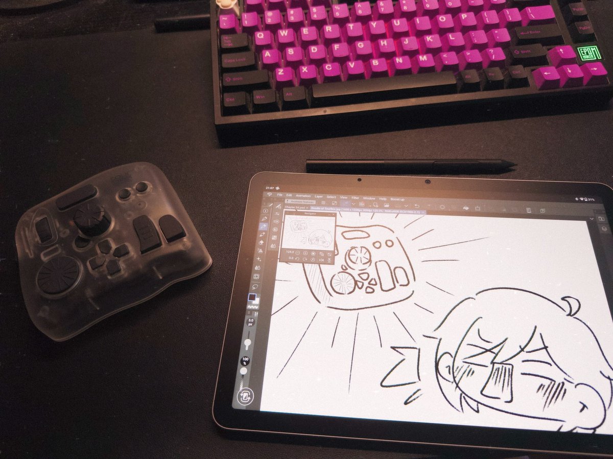 cl_rach's tweet photo. In love with my new toys 💜🙈

#wacom #movinkpad11 #tourbox #doodle https://t.co/mg0BWLEqtq