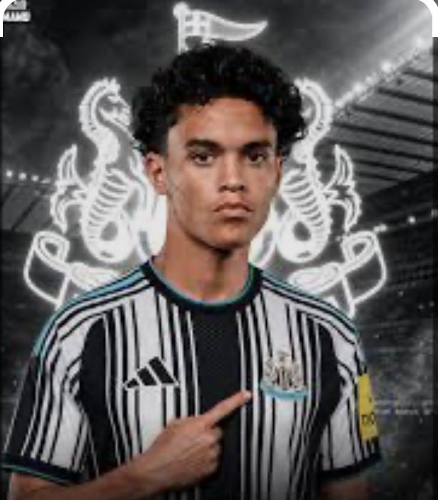 ethan22nwaneri's tweet photo. 🚨BREAKING! Newcastle United have agreed a deal to sign 16 year old England U17 winger Kyran Thompson from the Arsenal Academy!
Thompson chose the NUFC project over 5 other Premier League proposals. He joins as a free agent, meaning No transfer fee #AFC 
Source-@FabrizioRomano🥇 https://t.co/OTsv7AG4b8