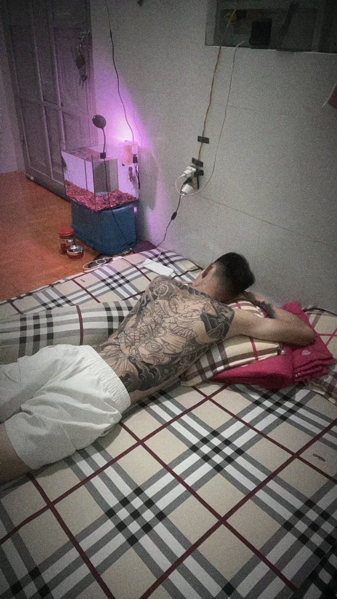 HuyAnh399's tweet photo. Thấy ta có ny ở chung thích thật 
Tây ninh khó kiếm ny dữ thiet https://t.co/rwMAeVmhhG