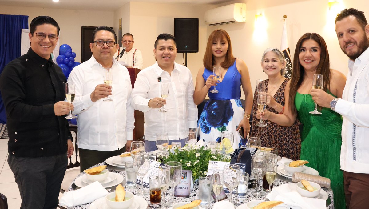 ramirosala87's tweet photo. ⚖️ Feliz dia del Abogado. Hoy en este dia especial para todos los conocedores y defensores jurídicos. 
#Tabasco 
#Diadelabogado
#derecho https://t.co/fUVacYxgZ7