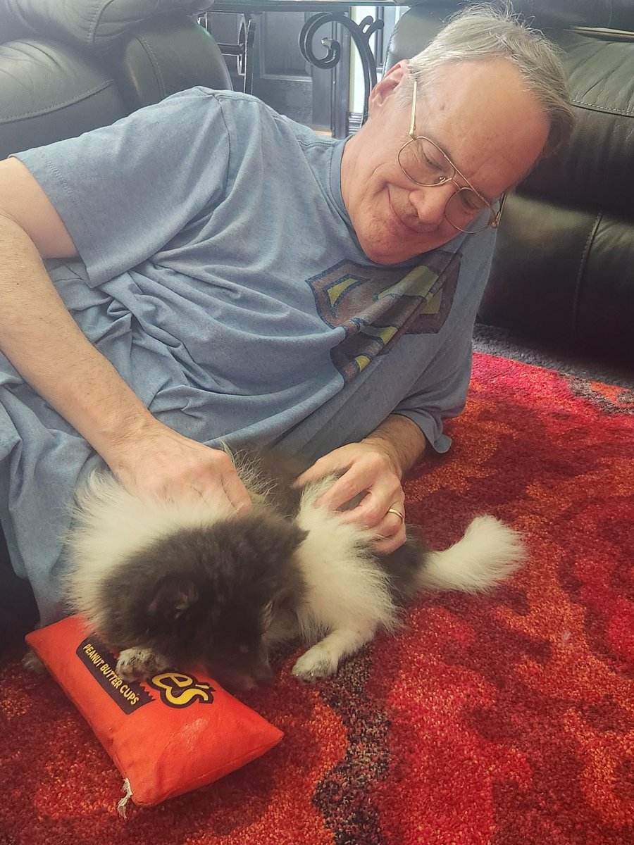 TheJimCornette's tweet photo. Family with Daddy &amp; Buddy. https://t.co/JJMbs0yCS7