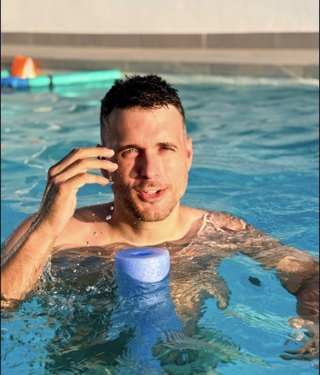 perxeros's tweet photo. Buenos días o tardes Trolls. ☀️

¡Perxitaa subió un nuevo post en Instagram! 

No olvides de dejar tu like, comentar y compartir. 💚 https://t.co/M2uk96dAUw