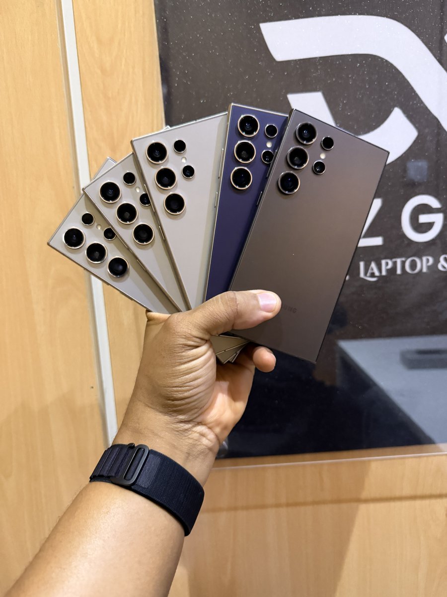 dabz_global's tweet photo. New in‼️Premium used || foreign used || untampered raw stock|| grade A++ || Samsung Galaxy phones. 

S21 ultra 128gb - N370,000
S21 ultra 256gb - N420,000
S21 ultra 512gb - N460,000

S22 128gb -N260,000
S22 256gb - N290,000
S22 ultra 128gb - N465,000
S22 ultra 256gb - N495,000
S22 ultra 512gb - N535,000

S23 256gb - N420,000
S23 ultra 256gb - N620,000
S23 ultra 512gb - N660,000
S23 ultra 1TB - N700,000

S24 ultra 256gb - N820,000
S24 ultra 512gb - N920,000

We strongly recommend buying an original Samsung charger which has been subsidized to N20,000 (cable & 25 watts adapter)and N30,000 (cable & 45 watts adapter) as samsung does not give warranty on power and screen.

Dabz Global; Suite C3 New Banex(beside banex micro finance bank ||opposite Broadway BW restaurant)Wuse II, Abuja. call 08076709313/09078333831/ 08144343028 or whatsapp 08144343028 

Nationwide Delivery 🚚📦