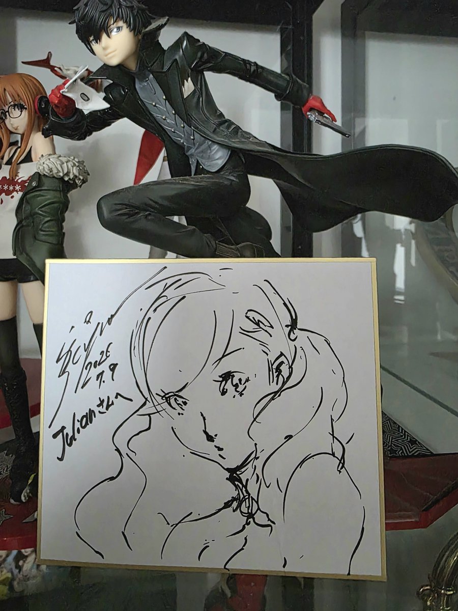 PersonaFrance's tweet photo. La venue de Shigenori Soejima et la team Persona a été couronnée de succès à Japan Expo !

Nous avons eu l'honneur de l'accompagner sur son live-drawing. M. Soejima est un artiste si chaleureux... cette rencontre nous motive particulièrement pour la suite ! https://t.co/aOolU9iu4Y