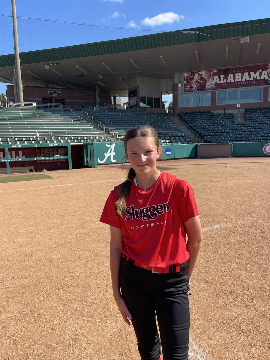 KinseyMaeB2032's tweet photo. Got to experience University of Alabama softball camp back in June. Had so much fun….being able to learn some of the top athletes in college softball and to have memorable experience!! Can’t wait to go back next year!! https://t.co/jakNtB12sV
