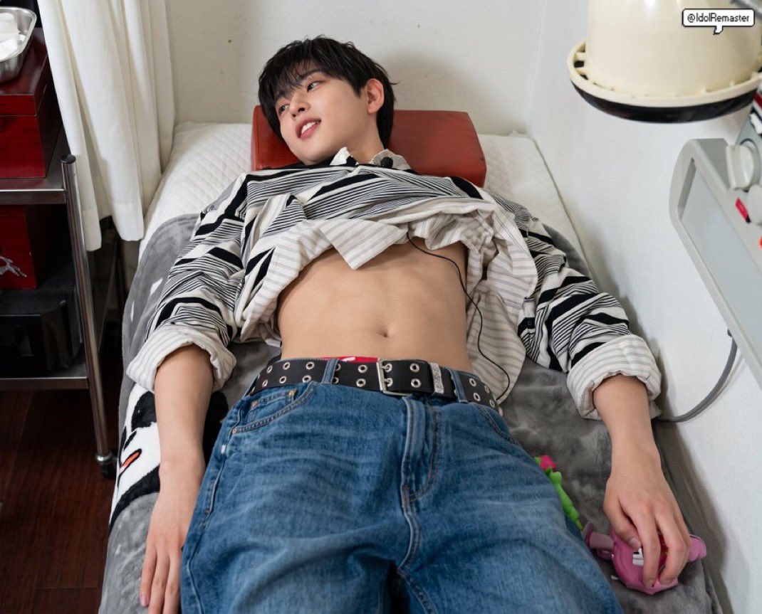nachssang's tweet photo. 마주하는 순간 그냥 ㅈㄴ 멍청해지고 못 참겠다는 생각만 드는 사진이 새로 생김.. 이건 재앙임 https://t.co/dKtmUozZ1l