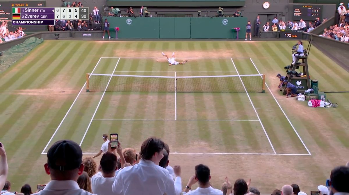sinnervideos's tweet photo. JANNIK SINNER IS A BACK-TO-BACK WIMBLEDON CHAMPION. 

THE KING NEVER LEFT 🦊👑 https://t.co/ArrfyMIQVe