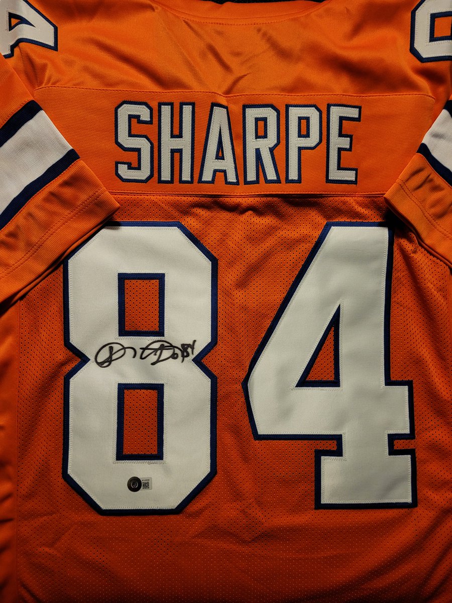 JustinHanus's tweet photo. Beckett certified autographed custom John Elway and Shannon Sharpe jerseys $400 plus shipping for the pair. https://t.co/yYRJ9M2PJx