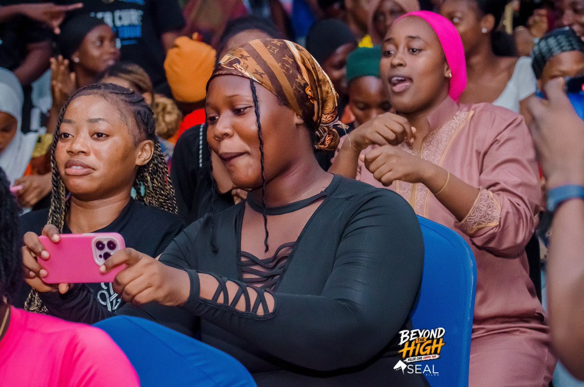 sealfilmsafrica's tweet photo. #YABATECH, can you spot your friend? π
Tag someone you can identify in this photo. Let's relive the laughter, the vibes, and the unforgettable memories! ππ
#BeyondTheHigh #KillerCureCampusTour #YABATECH https://t.co/Rf4qvvcOJL