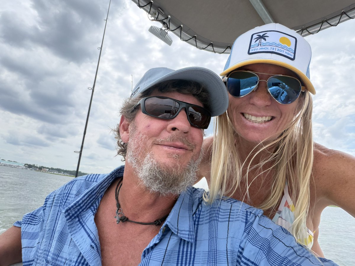 ratherbrunnin's tweet photo. #GoneFishin 🎣 https://t.co/NuCqNjMut5