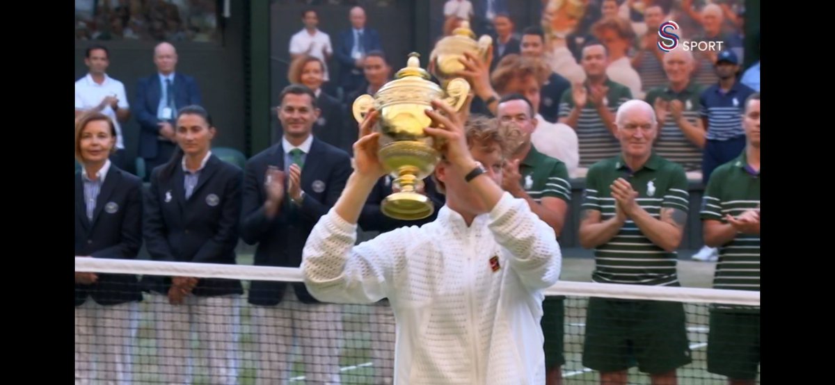 Dogukandilber's tweet photo. Jannik Sinner 🏆 https://t.co/qS77dyScqP