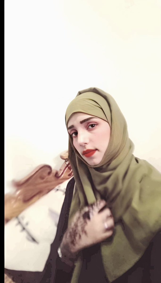 lzhgbb's tweet photo. انا اجمل بنت يمنيه هل في واحد مغترب يخطبني https://t.co/9H2gjSE4rO