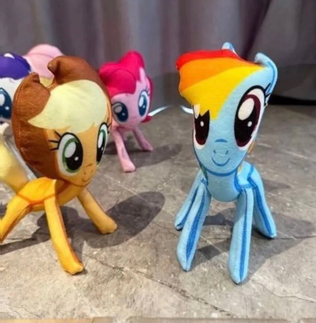 madeofcandyy's tweet photo. NOOO MY LITTLE PONIES!!! DONT GO OZEMPIC1!!!! https://t.co/ZBCXy9y6ie