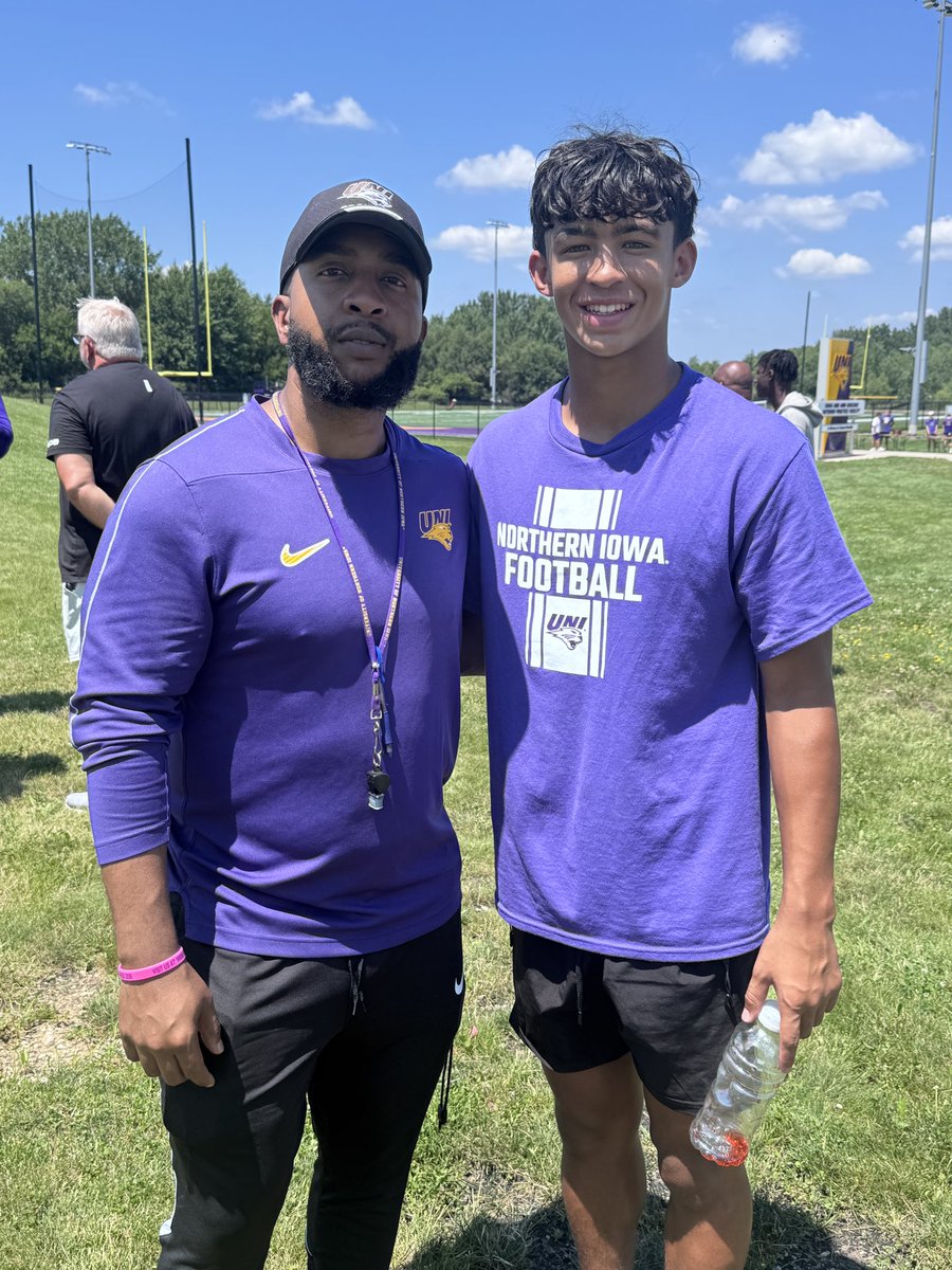 1taycarter's tweet photo. After a great camp I am blessed to receive my first division 1 offer from the University of Northern Iowa! @CoachKHodges @tstepsis @ByRobHowe @PrepRedzoneIA https://t.co/kRx80b99WC
