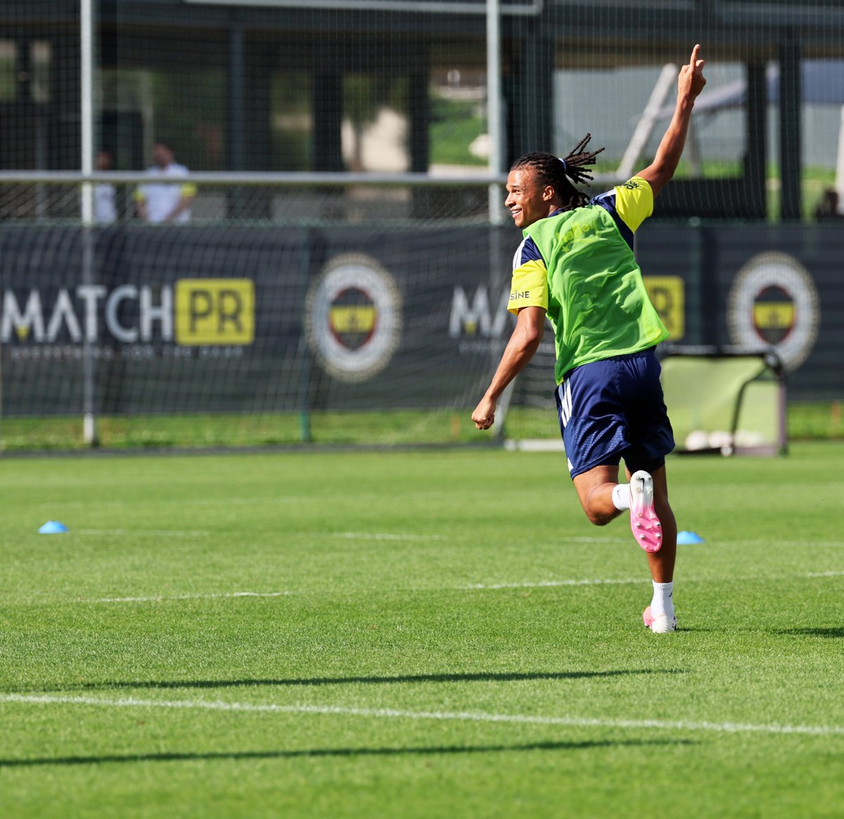 Fenerbahçe SK tweet media