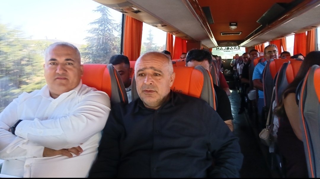 keskinteknsyen's tweet photo. Makamını adını rütbesini attı ne huzur aradı ne evinde yattı,
korkak değildi heryerde hakkını aradı kısaca Baba adamdı.
onun adı @SRTELARZ

#Stajyer
#Çırak
#Bursada
#MeydanOkudu https://t.co/PCERCumfPY
