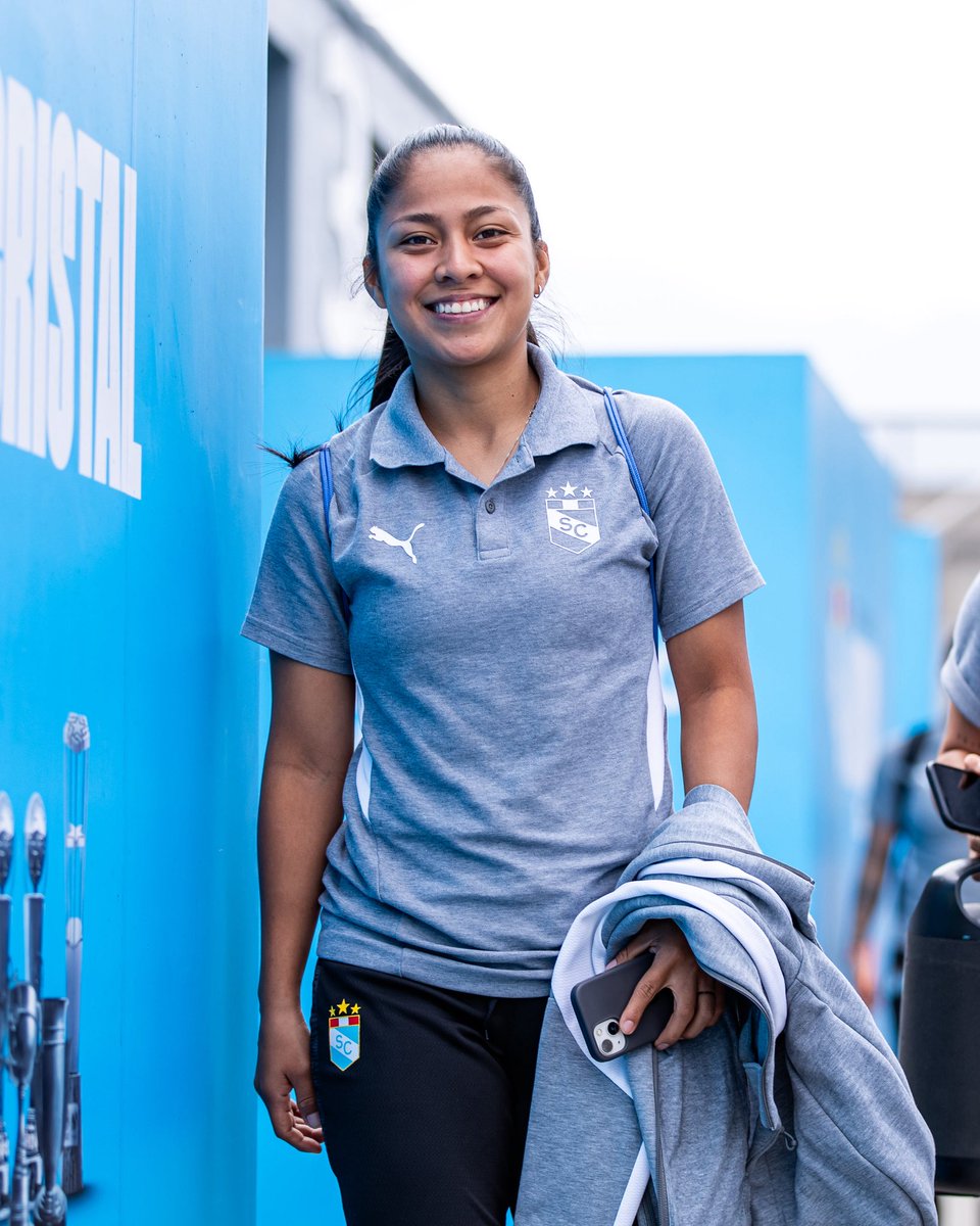 SCfemenino's tweet photo. 📍 Estadio Alberto Gallardo
Estamos 💪
#SCfem
#FuerzaCristal https://t.co/KHFidCyGtV